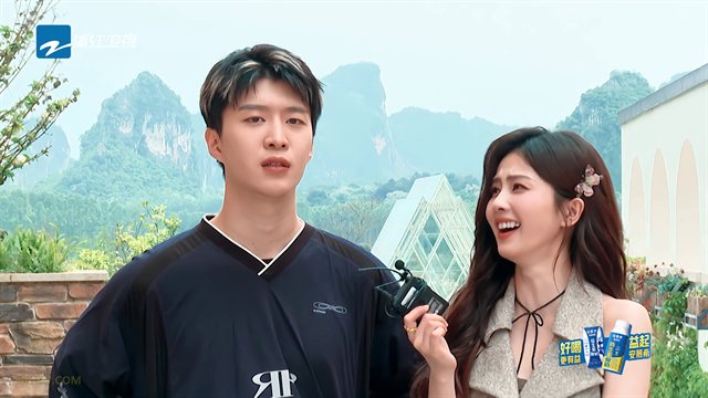 奔跑吧 第8季第1期 跑男来了 周深宋雨琦车内KTV